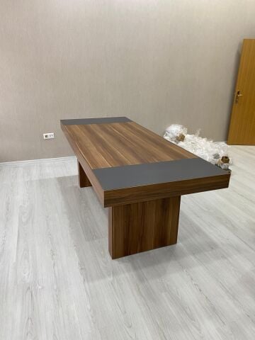 Akburo Baron Toplantı Masası