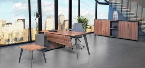 طقم مكتب تنفيذي من أكبورو بلاك إيتا بدون مقعد