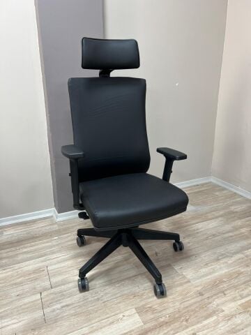 Akburo Ofis Petra  Yönetici Koltuğu