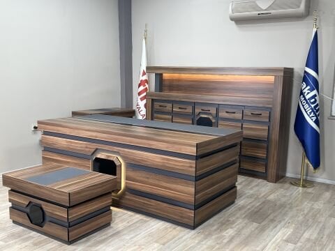 Akburo Baron Executive Office Set models with Chester Seating Group