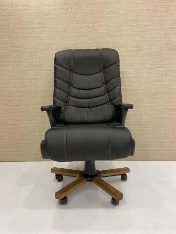 Akburo Tiger Manager Chair models (Wooden Leg)