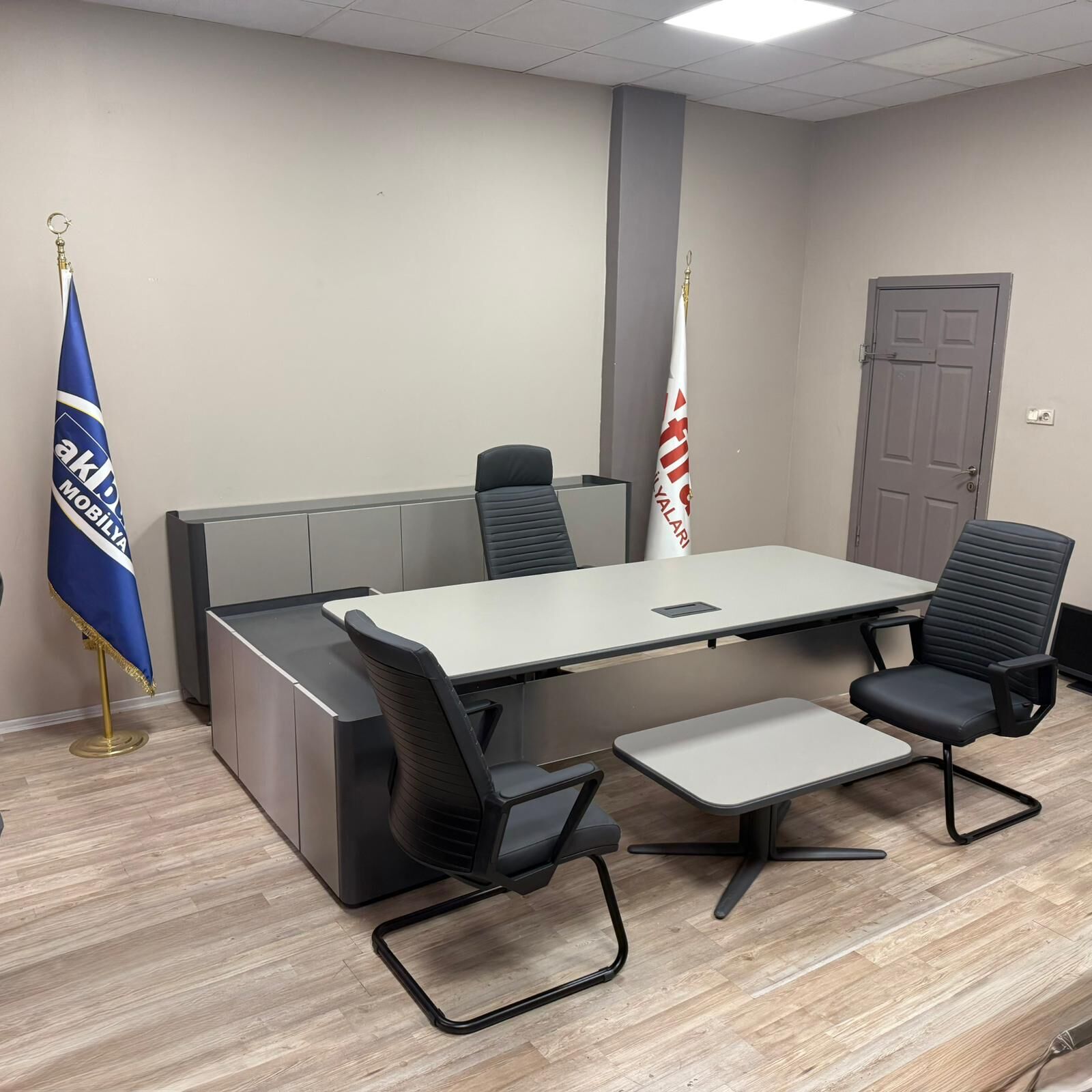 Akburo Ofis Chance masa takımı 240'lık Külgri Koltuklu