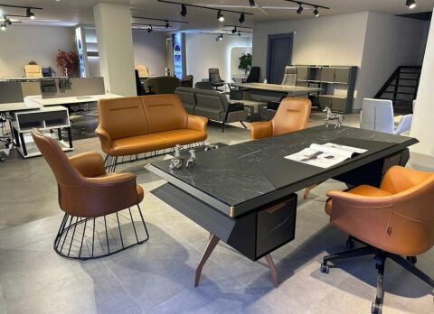 FALCON Executive Suite