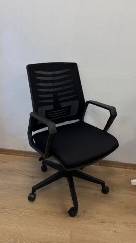 Fırtına Fileli Ofis Koltuğu