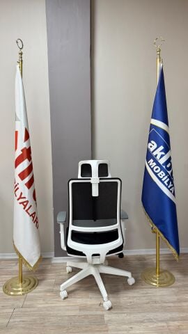 Akburo Ofis Greta Beyaz İskelet Müdür Koltuğu