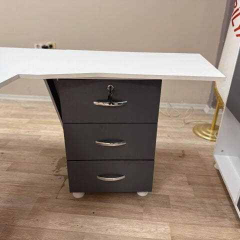 Maze VIP executive suite Set with Ritas