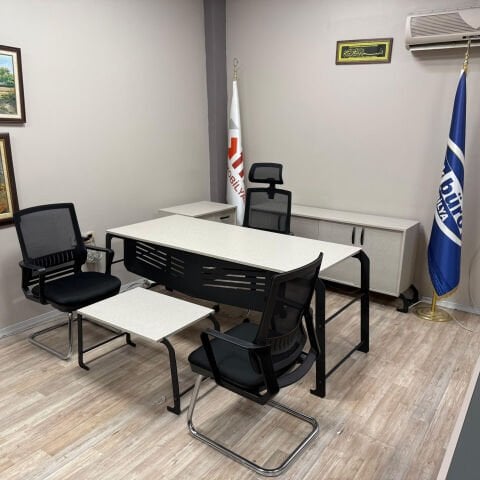 Comfort VIP Executive Office Set with Power