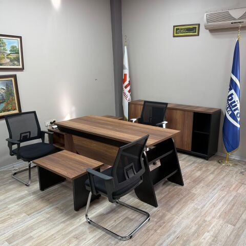 Akburo Riga Masa Takımı Rita İle Set