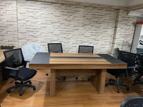 Akburo Ofis Baron Toplantı Masası Koltuklar Dahil Set