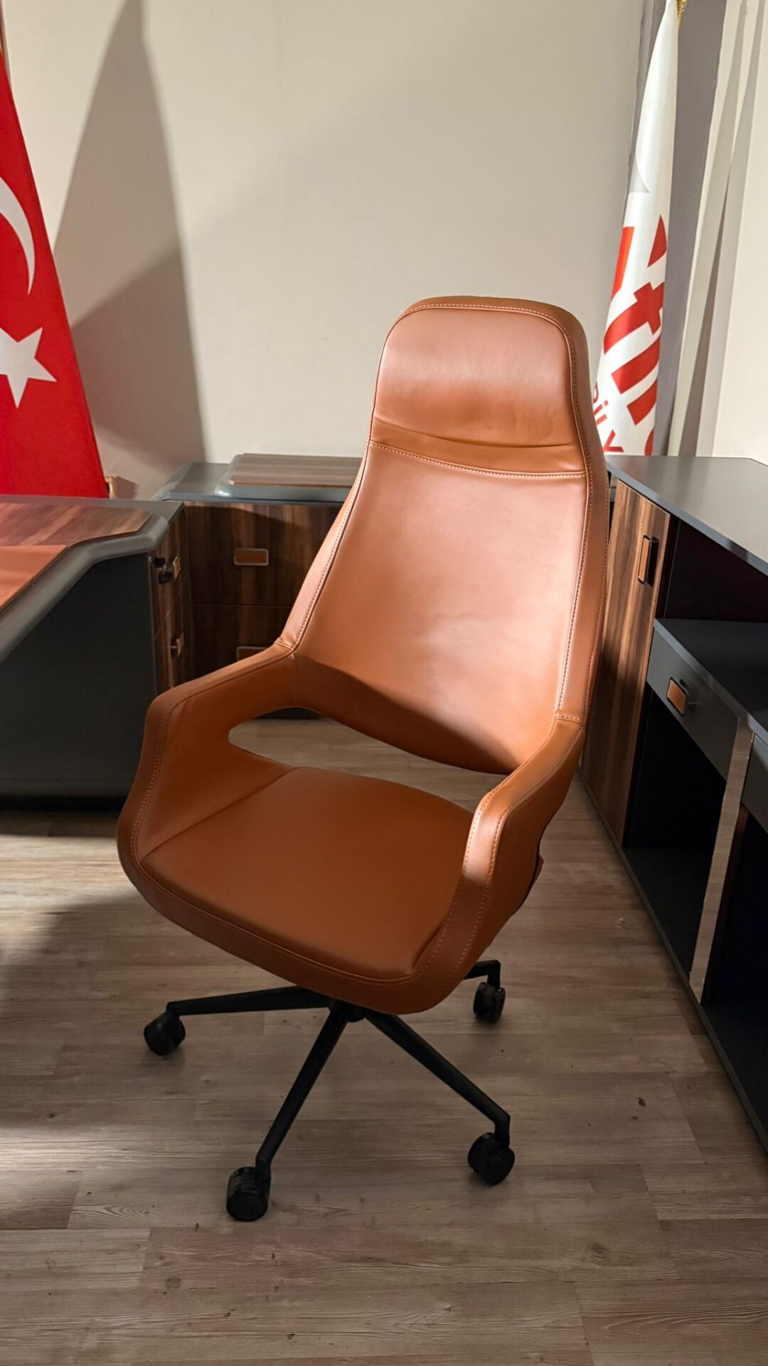 Akburo Ofis Hulk Müdür Koltuğu