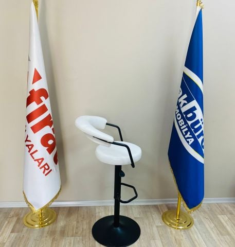 Akburo Ofis Galleria Bar Sandalyesi Beyaz Siyah Ayak