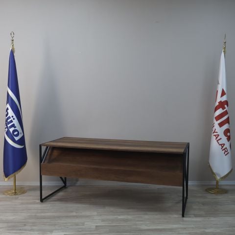 Akburo İnci Ofis Masası