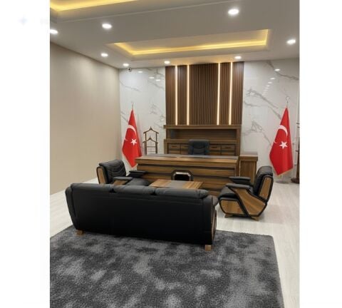 Akburo Baron Executive Office Set with Tiger Seating Group