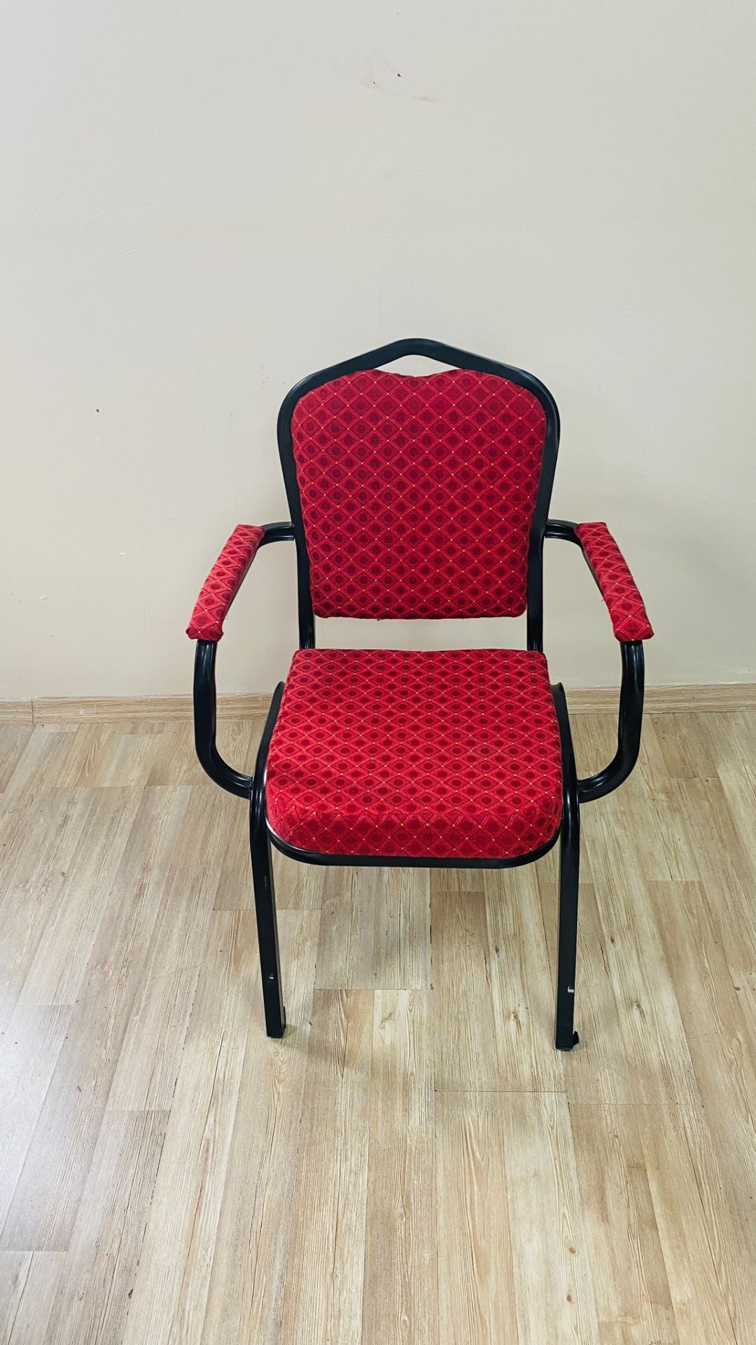 Lüx hilton sandalye kollu