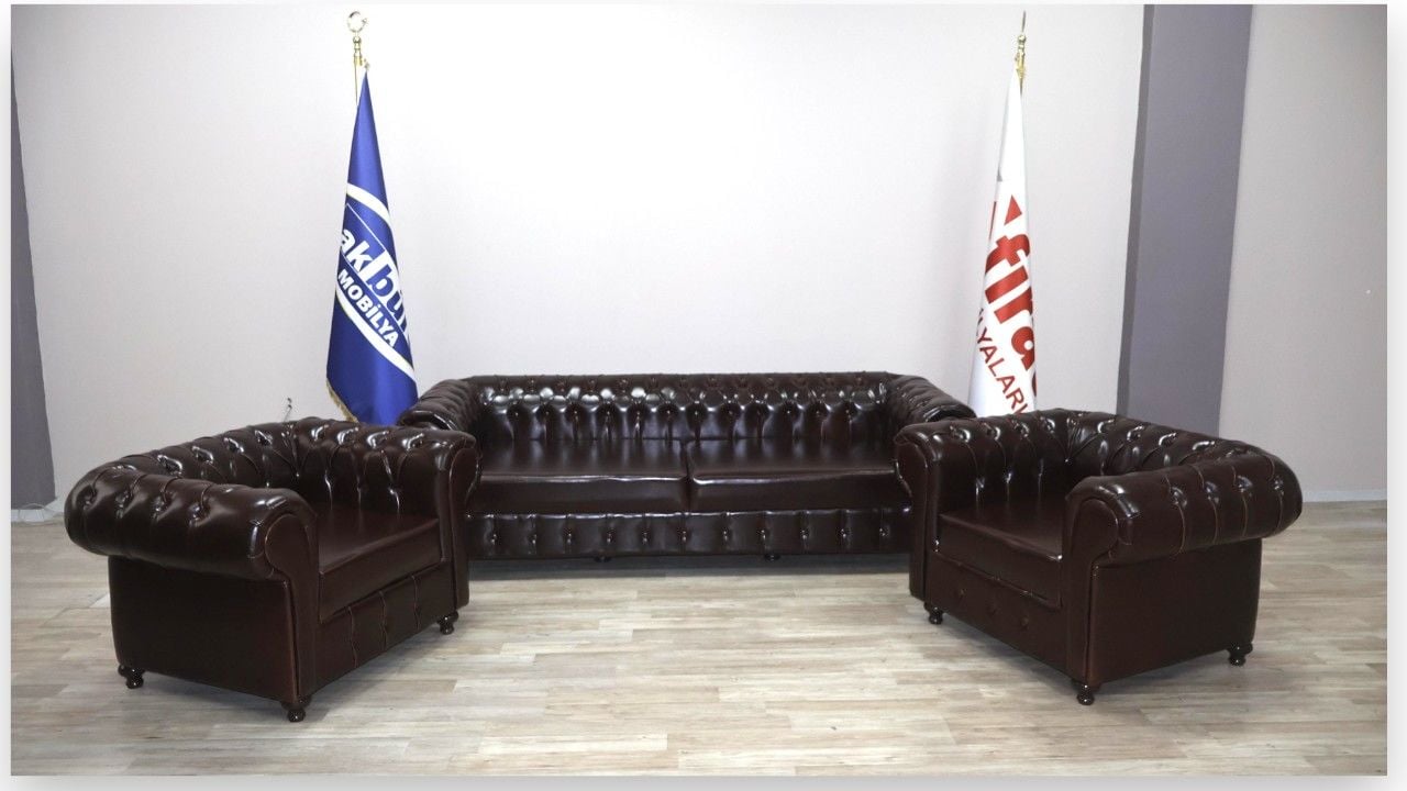 Chester Pull-up Leather Seating Group